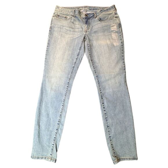 Eddie Bauer Sz 10 Slightly Curvy Skinny Denim Jeans Light Blue Wash Low Mid Rise - Picture 1 of 15